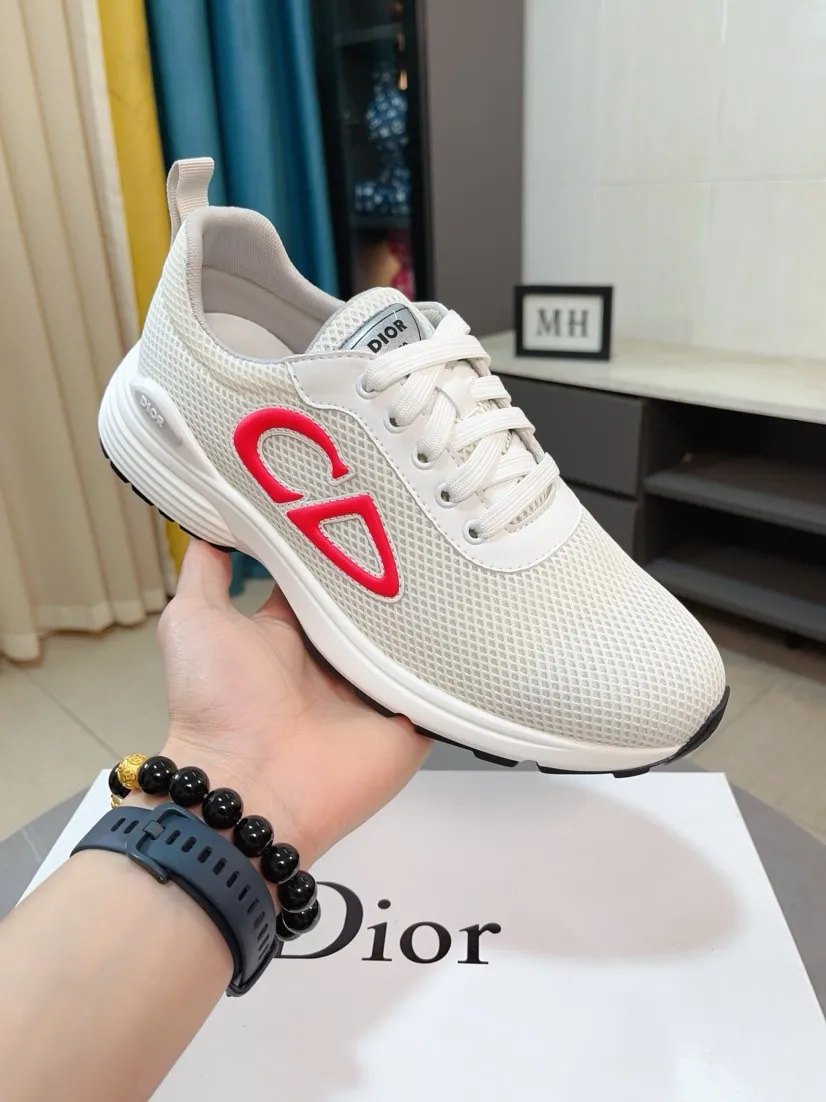 Ex-factory price 420🌹🌹【Dior】Best-selling model, world premiere on official website🔝High-end brand of men's shoes, latest series on official website: The upper is made of imported cowhide with specially designed fabrics➕Mesh breathable lining. Make walking more convenient and comfortable! Compared with the official quality, Midea’s 1:1 replica. Create a fashionable personality to set off your uniqueness! A must-have for trendy men! Classic style. Men's sizes: 38-44.